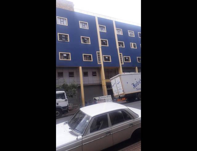 1,000M² BUILDING FOR SALE IN JOHANNESBURG CENTRAL